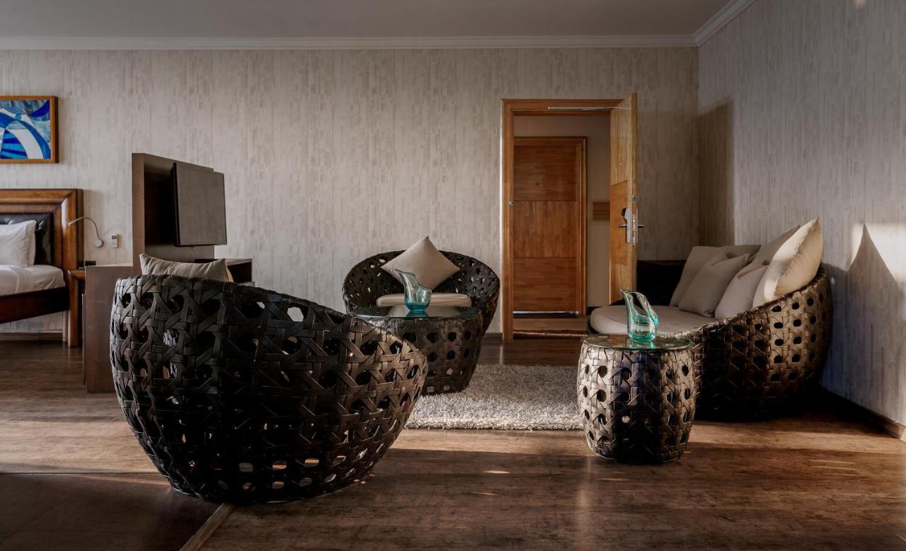 Hotel The Panoramic Getaway Munnar Exterior foto The interior of a suite at the Mandarin Oriental, Munich