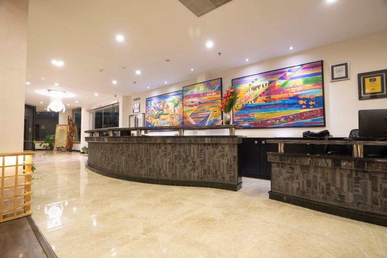 Hotel The Panoramic Getaway Munnar Exterior foto Reception